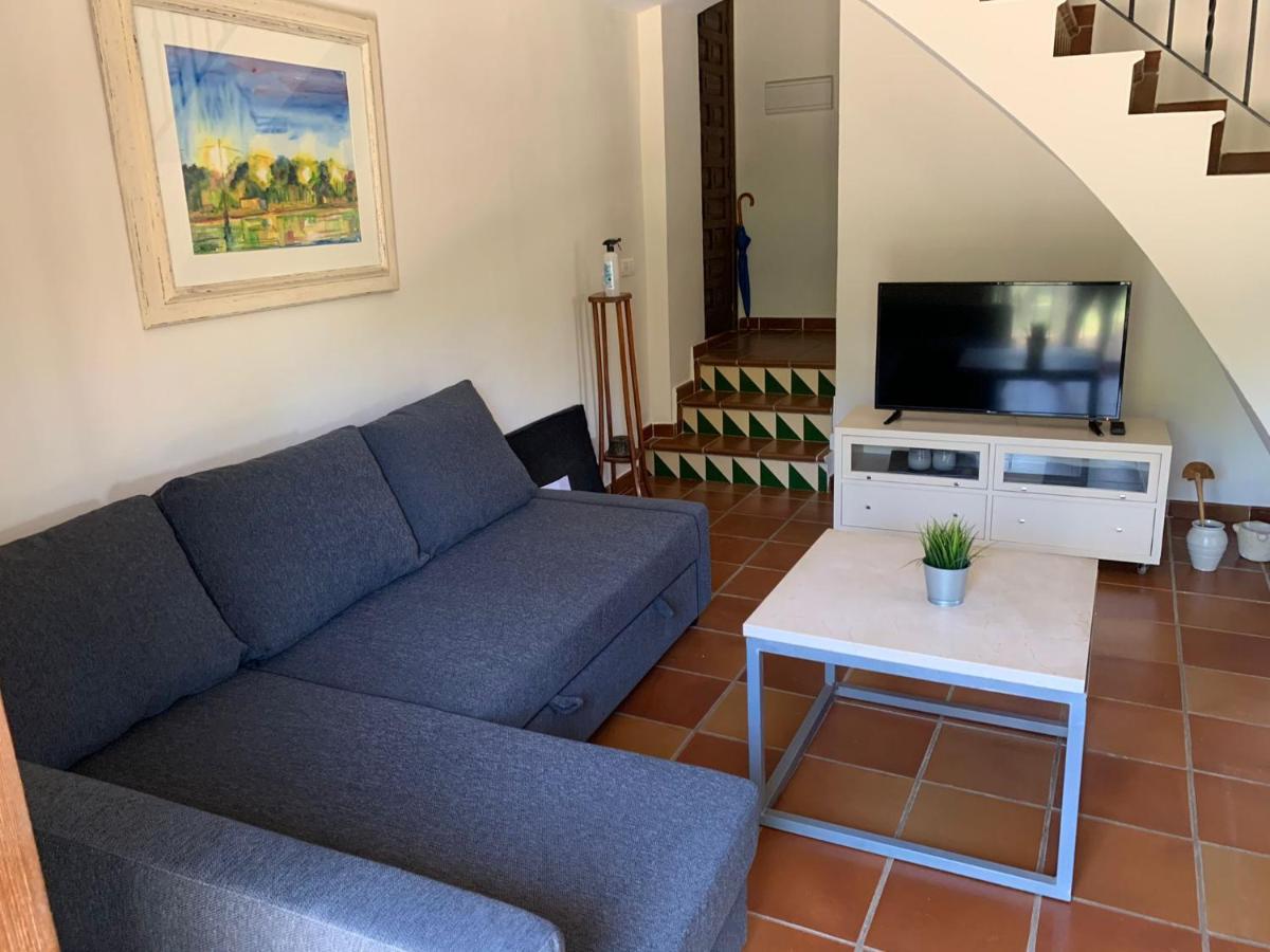Castillo Con Piscina En Plena Sierra Calderona Segorbe Zewnętrze zdjęcie