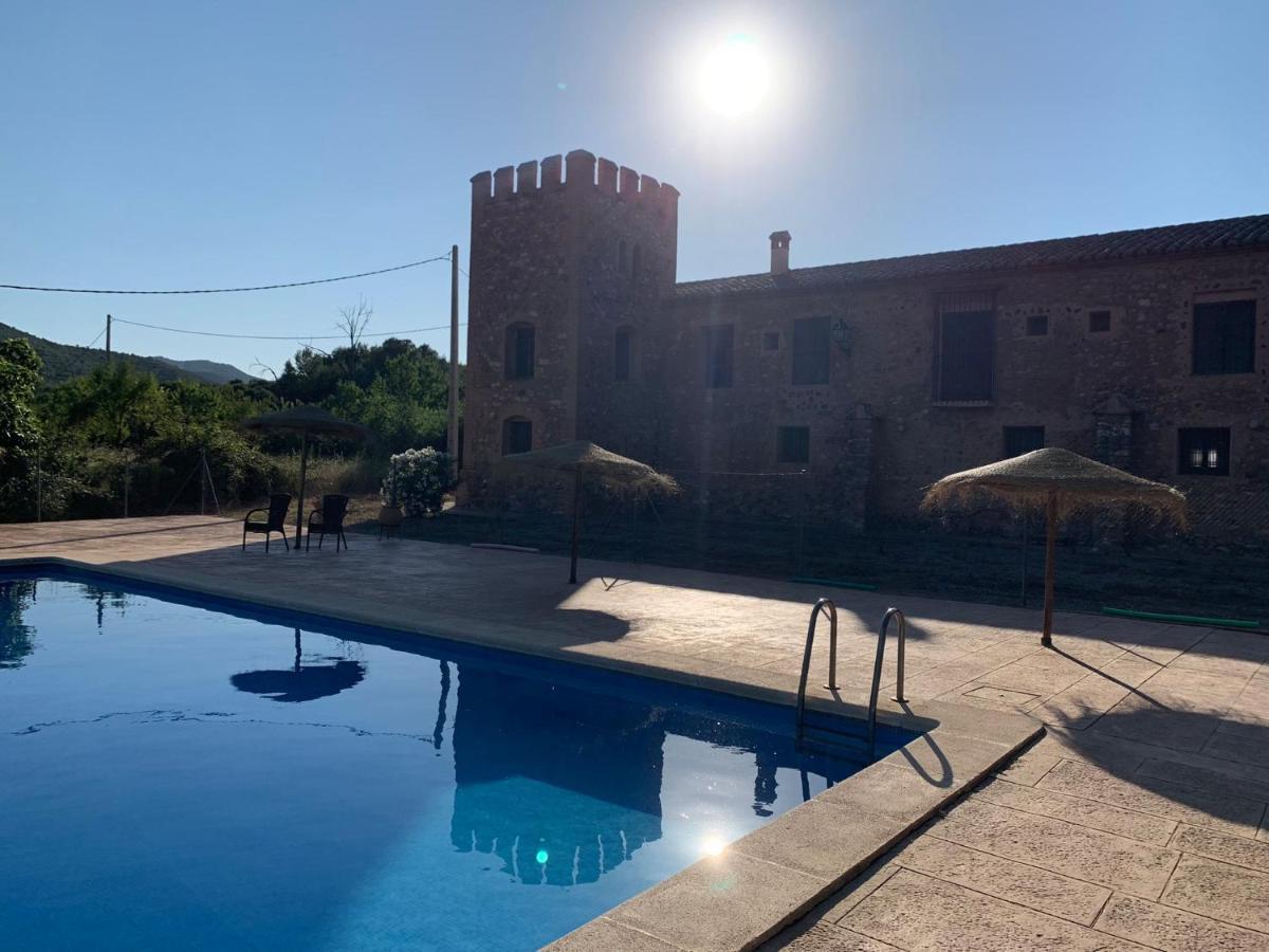 Castillo Con Piscina En Plena Sierra Calderona Segorbe Zewnętrze zdjęcie