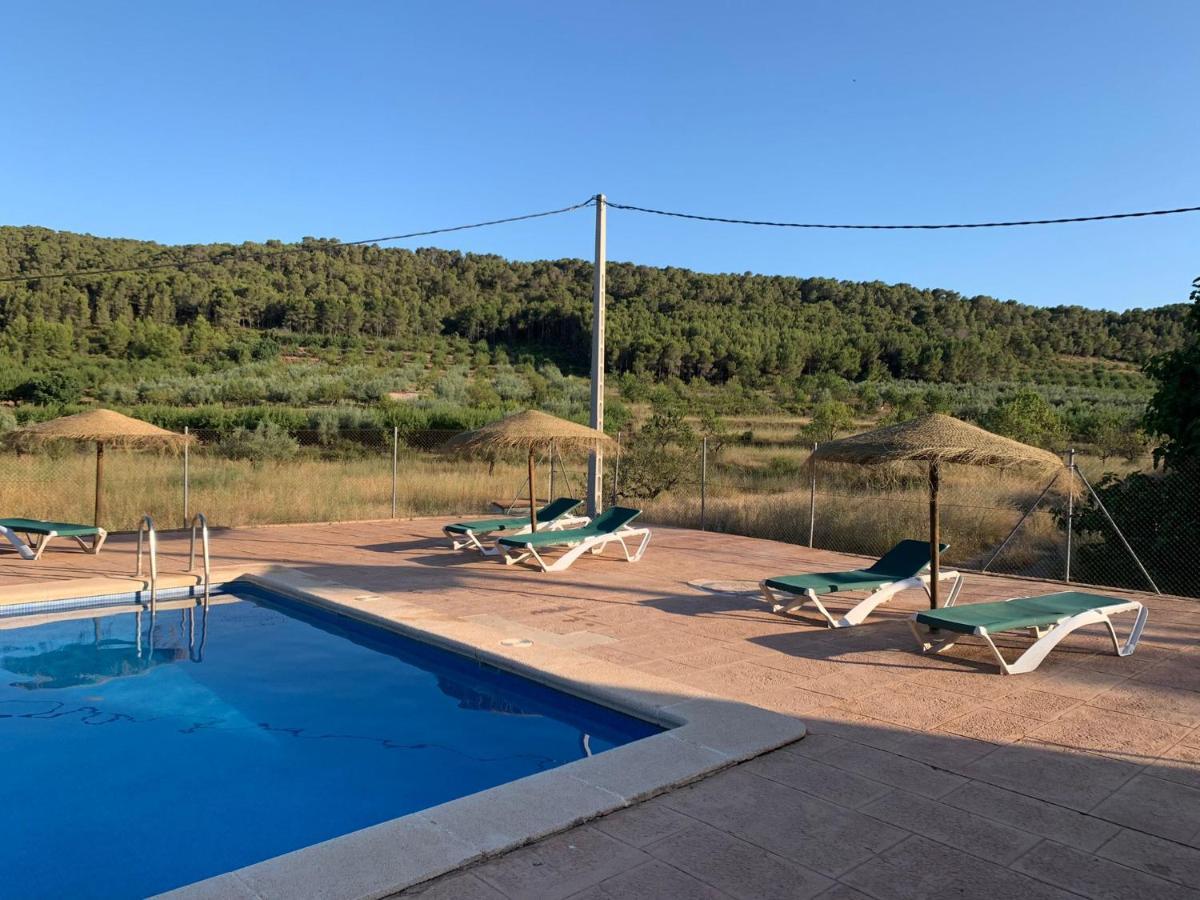 Castillo Con Piscina En Plena Sierra Calderona Segorbe Zewnętrze zdjęcie