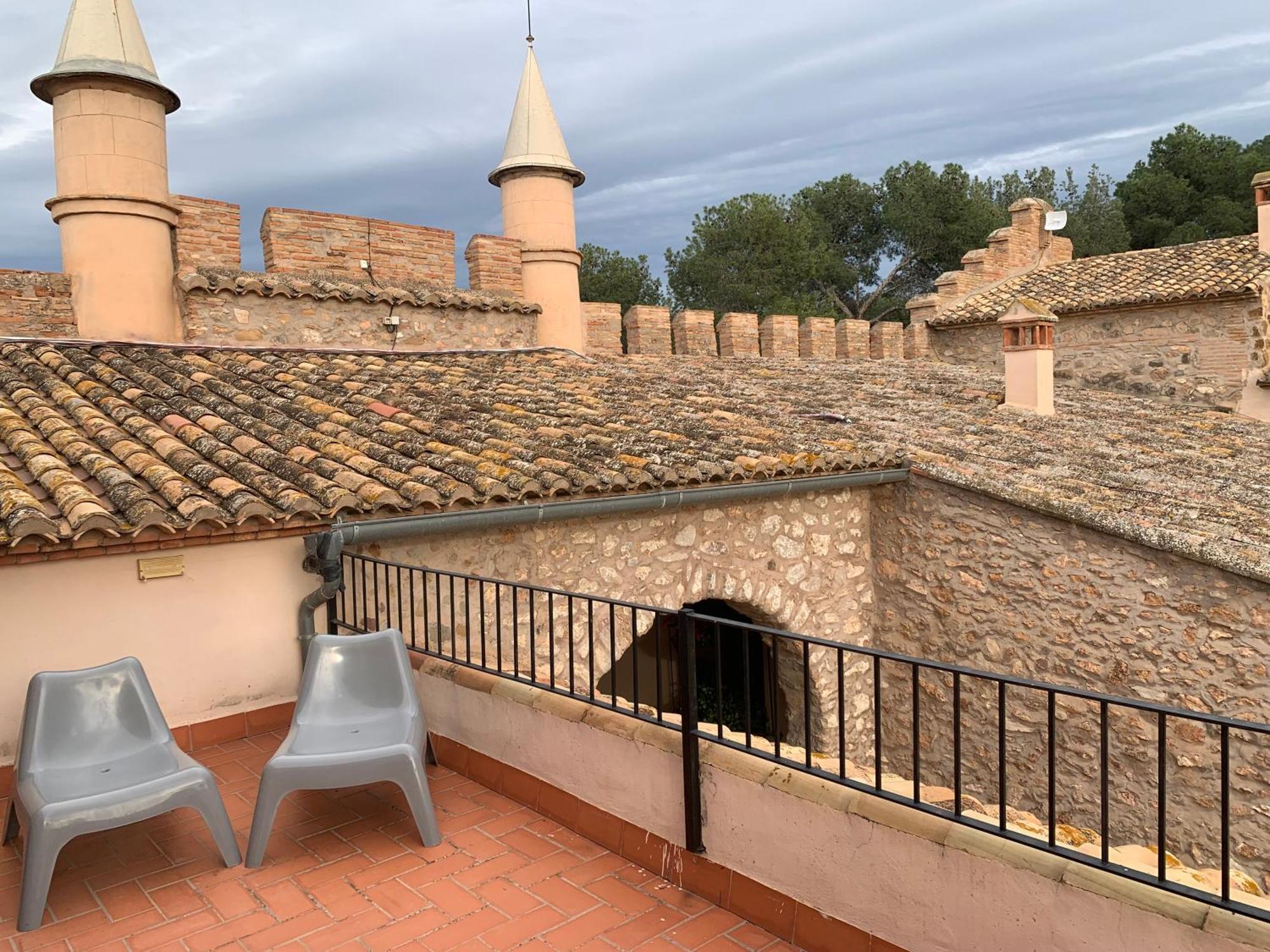 Castillo Con Piscina En Plena Sierra Calderona Segorbe Zewnętrze zdjęcie