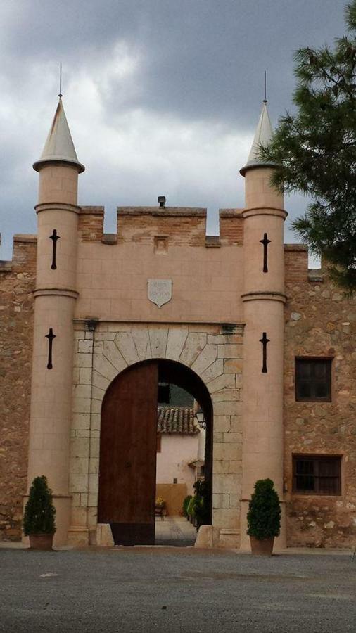 Castillo Con Piscina En Plena Sierra Calderona Segorbe Zewnętrze zdjęcie